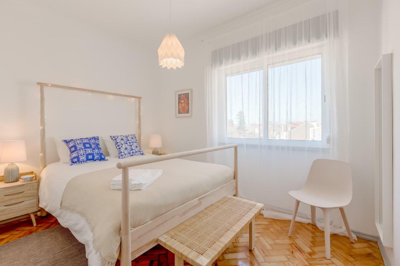 Renovated Sunny Apartment With Amazing Sunset Balcony , By Timecooler Lisboa Ngoại thất bức ảnh